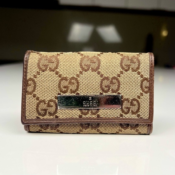 Gucci Key Case - Picture 1 of 7